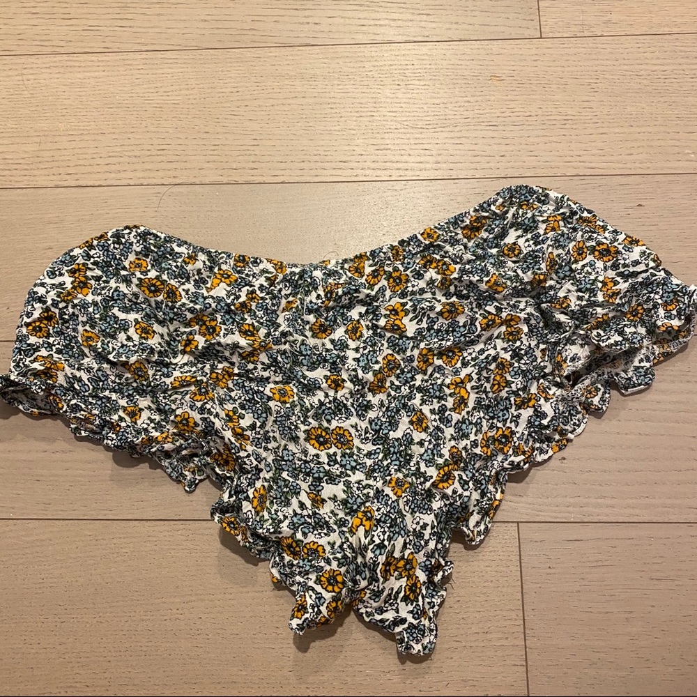 Nasty Gal Floral print elastic waist shirt shorts - Picture 2 of 3